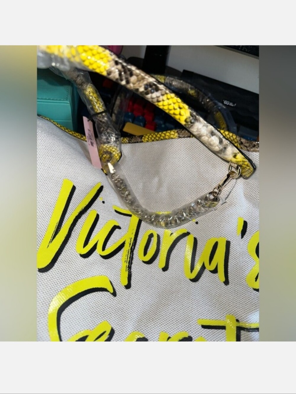 Victoria's Secret Limited Edition Tote Bag with Chain Detail - Picture 4 of 8